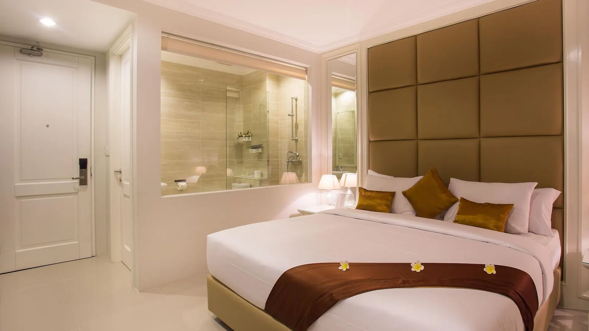 Amalfi Hotel Seminyak