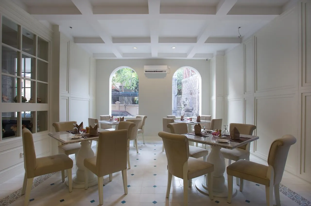 Amalfi Hotel Seminyak Индонезия