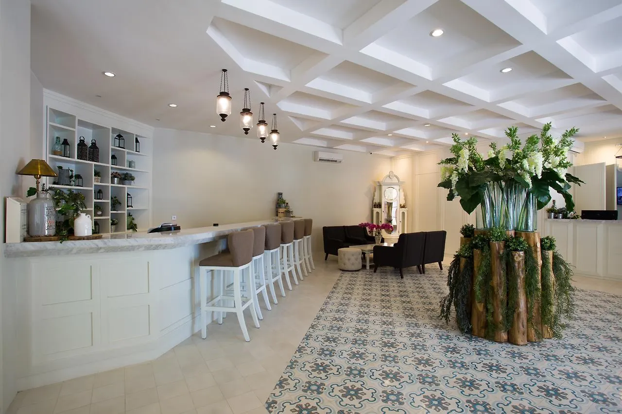Amalfi Hotel Seminyak